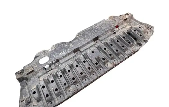 Toyota Avensis T270 Front bumper skid plate/under tray 5261805030