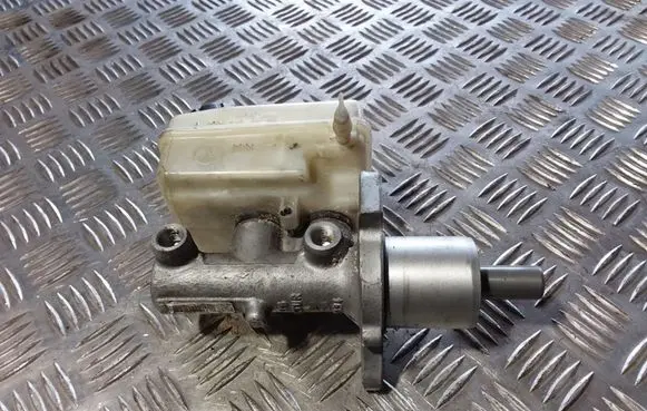 Mercedes-Benz B W245 Master brake cylinder A1694300202 32067200C