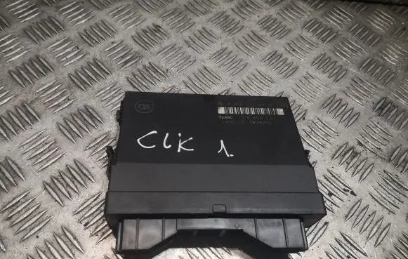 Mercedes-Benz CLK A209 C209 Central body control module 2098200326 A2098200326