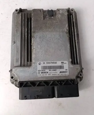 Opel Insignia A Engine control unit/module 55567953 55570932