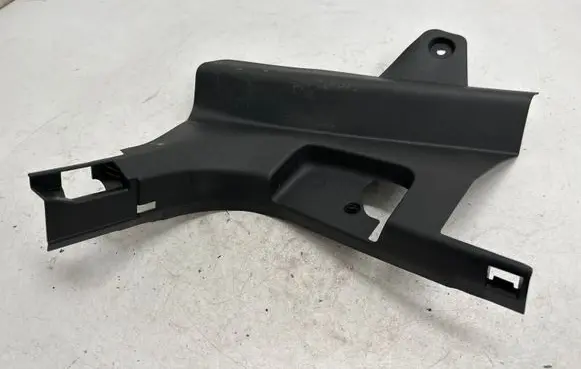 Volkswagen Golf VIII Front sill trim cover 5H2863484