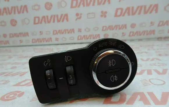 Chevrolet Cruze Light switch 13301764