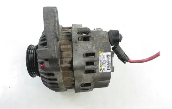 Renault Clio II Generator/alternator A001TA2293 8200065730