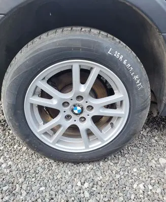 BMW X3 E83 R17 alloy rim