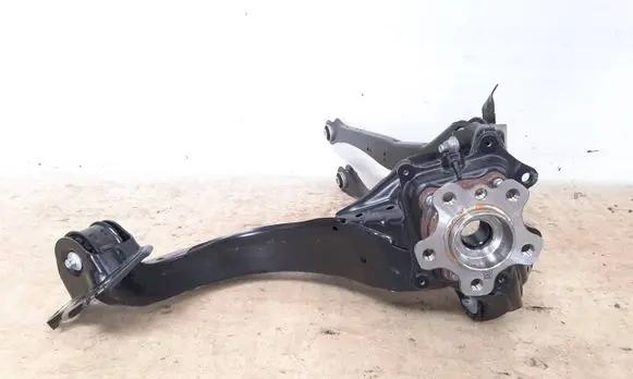 BMW 1 F70 Stub axle 6894207 6894227 33306894207