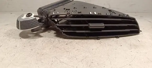 Ford Kuga II Dash center air vent grill FVWXA