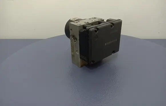 Volvo S60 ABS Pump 8619538