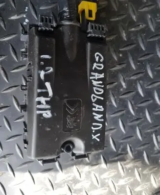Opel Grandland X Fuse 9806192580