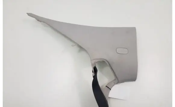 (D)pillar trim (top)