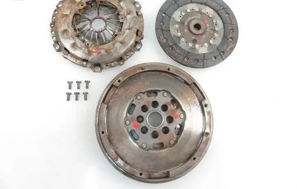 Peugeot 3008 I Dual mass flywheel 9672210080