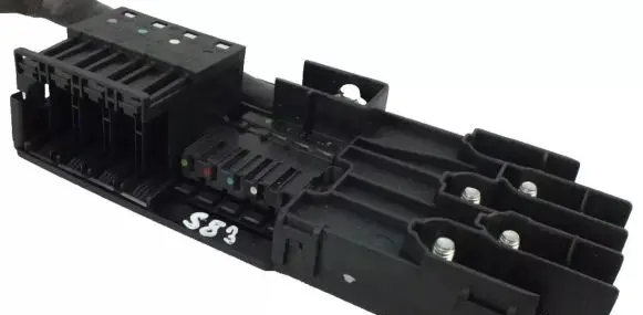 Mercedes-Benz E W211 Fuse module A2115452301