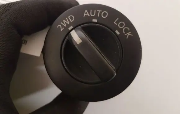 Nissan X-Trail T30 Differential lock switch 