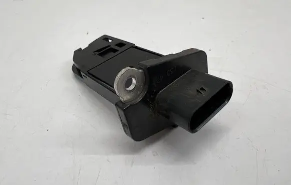 Porsche Macan (95B) Mass air flow meter 420133471