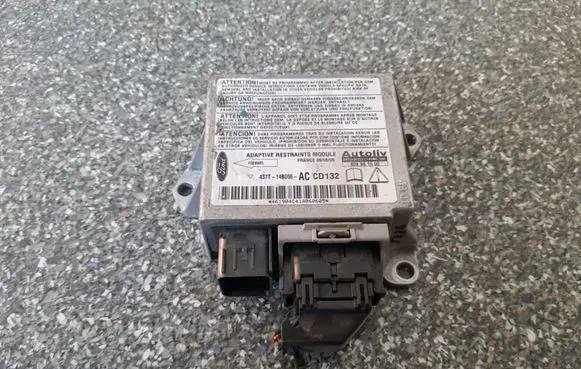 Ford Mondeo Mk III Airbag control unit/module 4S7T14B056AC