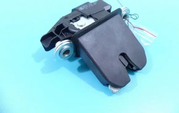 Skoda Roomster (5J) Tailgate/trunk/boot lock/catch/latch 5J0827501B IMPRK1351003
