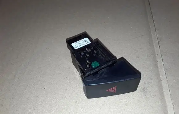 Mazda CX-9 Hazard light switch TD11664H0 03190410