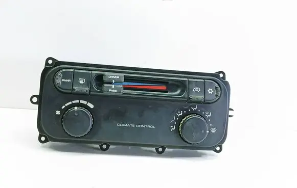 Chrysler Grand Voyager IV Climate control unit 05005002AF 2700167344