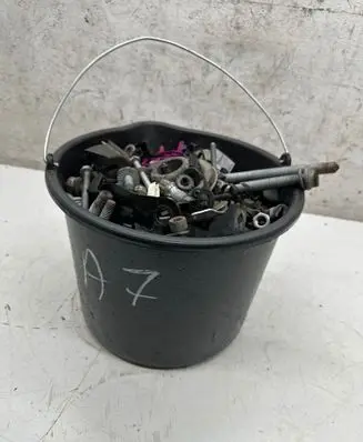 Audi A7 S7 4G Nuts/bolts