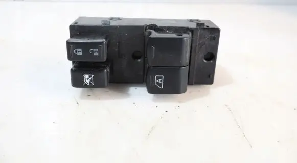 Nissan Micra Electric window control switch