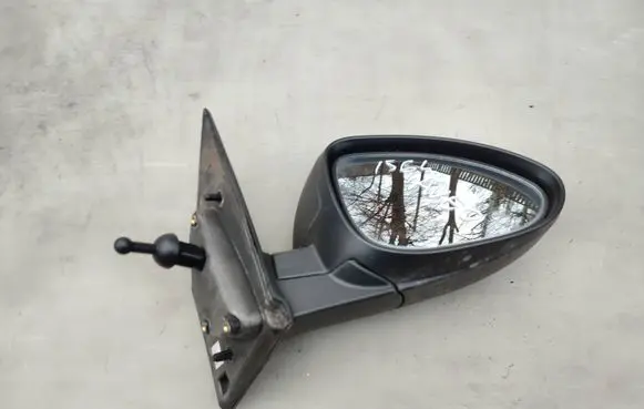 Chevrolet Aveo Manual wing mirror E4023437