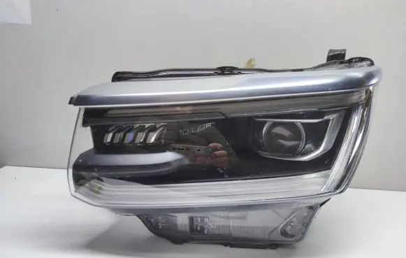 Volkswagen Amarok II Headlight/headlamp N1XB13E017DC