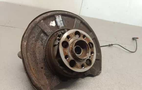 Mercedes-Benz E W212 Rear wheel hub