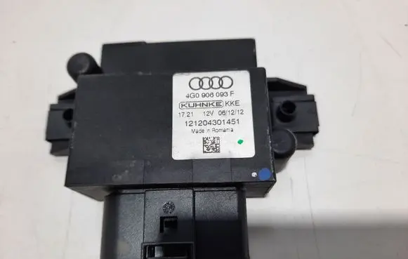 Audi A5 8T 8F Fuel injection pump control unit/module 4G0906093F