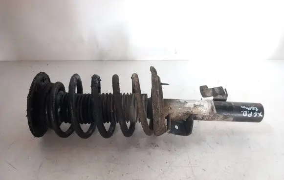 Volvo XC60 Front shock absorber with coil spring