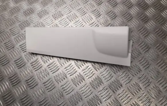 (C) pillar trim