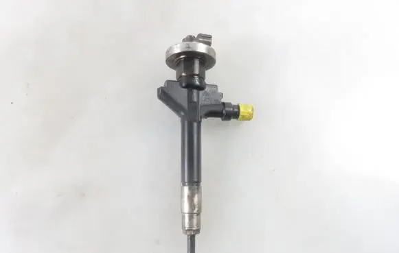 Mazda 6 Fuel injector 13H50B
