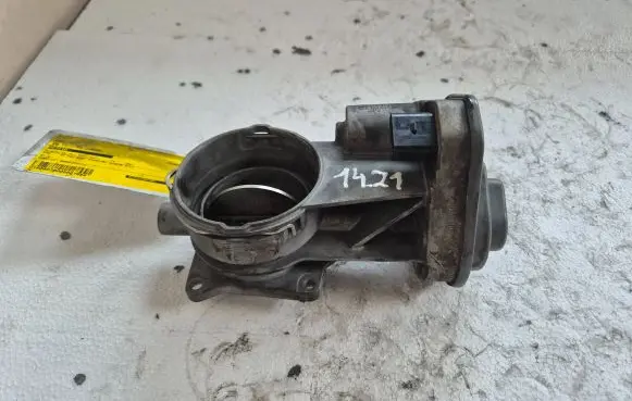 Volkswagen Touareg I Throttle valve 07Z128069A