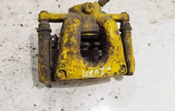 BMW 1 E81 E87 Front brake caliper