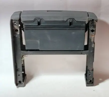 Volkswagen Touran I Front trunk storage compartment 1T0881580C