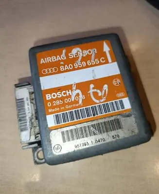 Audi A4 S4 B5 8D Airbag control unit/module 8A0959655C 0285001028 0285007038