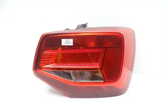 Audi Q2 - Rear/tail lights 81A945070A
