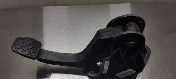 Clutch pedal