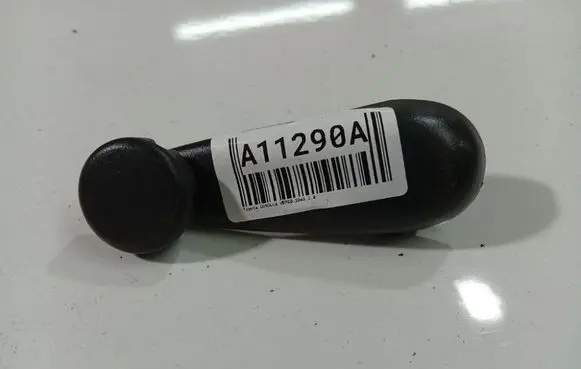 Toyota Corolla Verso AR10 Front door window winding handle 