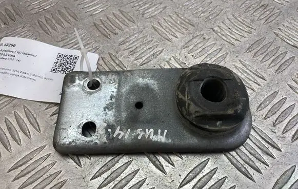 Ford Mustang V Radiator mount bracket AR338B359AB