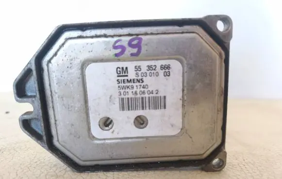 Opel Vectra C Engine control unit/module 55352666 5WK91740