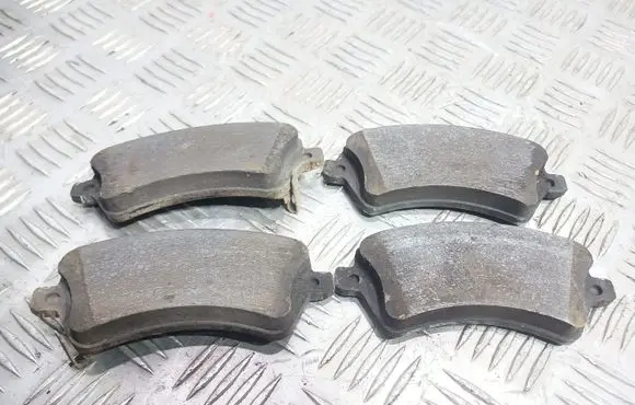 Toyota Corolla E120 E130 Brake pads (front) 