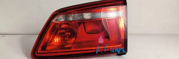 Volkswagen Golf Sportsvan Tailgate rear/tail lights 510945094K