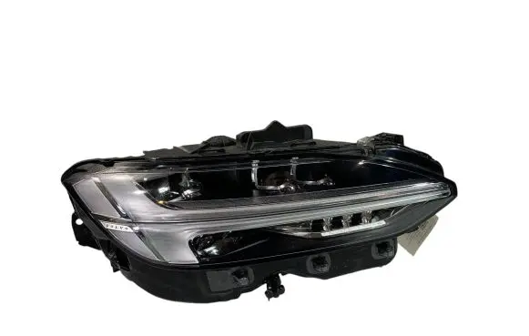 Volvo S90, V90 Headlight/headlamp 31655729