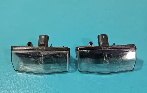 Toyota C-HR I Number plate light 81270F4010 IMPRK1590837