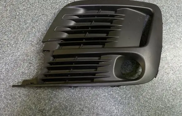 Citroen Jumpy Front bumper lower grill 9811723477 M51043