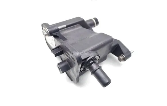 Ford Fiesta Oil breather separator L1BG6007GA