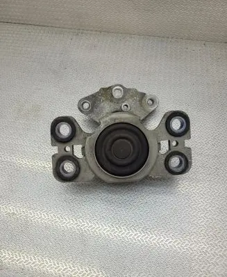 Volvo XC60 Engine mount bracket 31401307