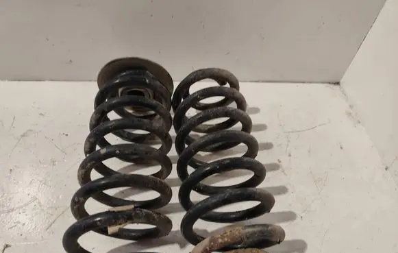 BMW X5 E53 Rear coil spring