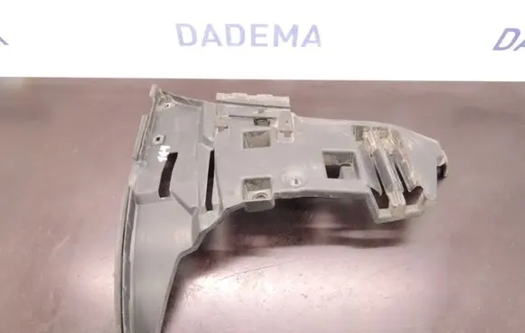 Volvo V70 Front bumper mounting bracket 09190303 D174
