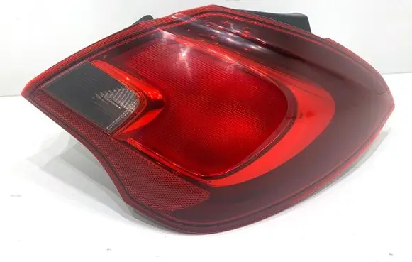 Opel Corsa E Rear/tail lights 39012622