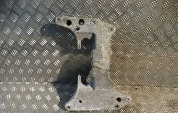 BMW X3 G01 Gearbox mount 9485352